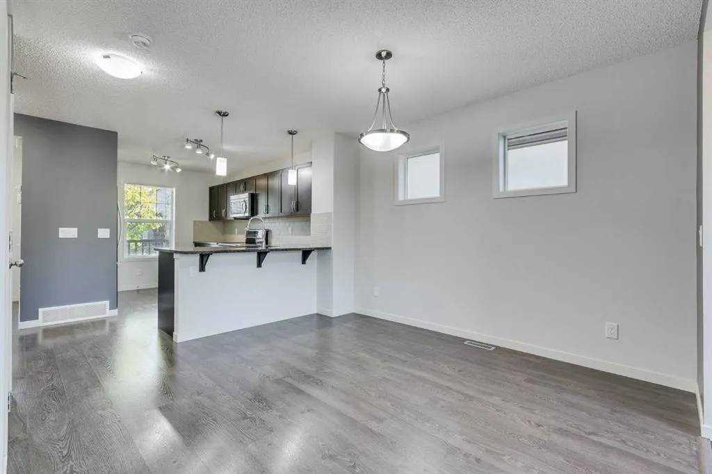 116 Copperpond Parade SE