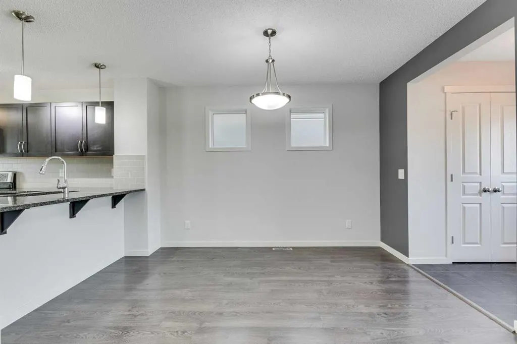 116 Copperpond Parade SE
