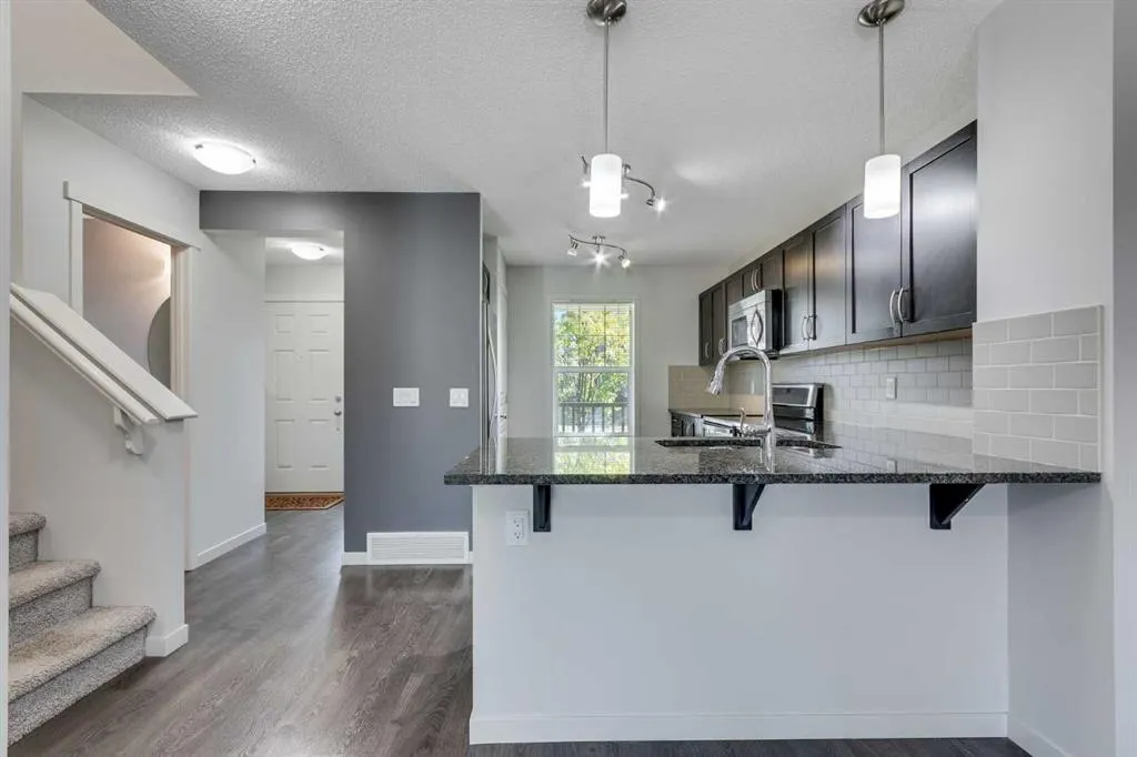 116 Copperpond Parade SE