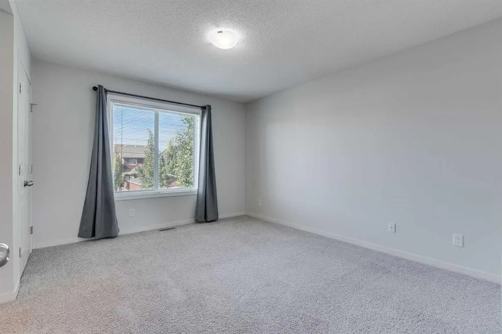 116 Copperpond Parade SE