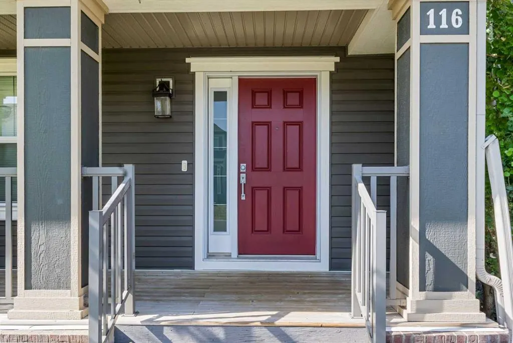 116 Copperpond Parade SE