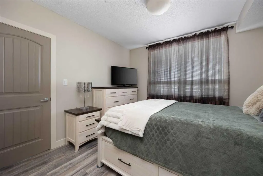204 Sparrow Hawk Drive, #2317