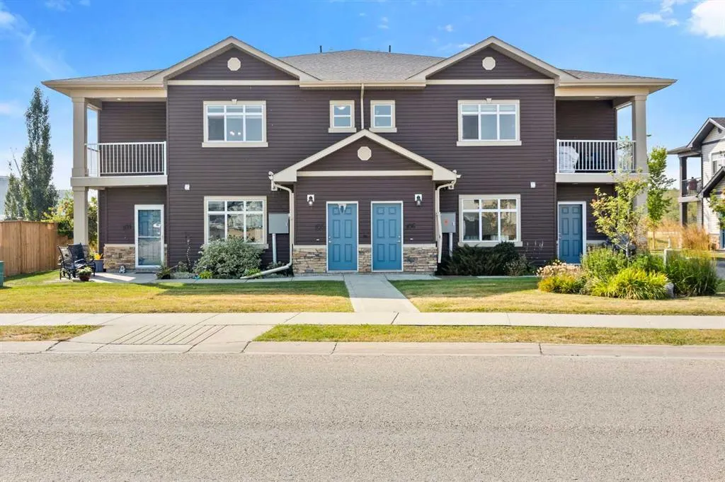 639 Oak Street, #105