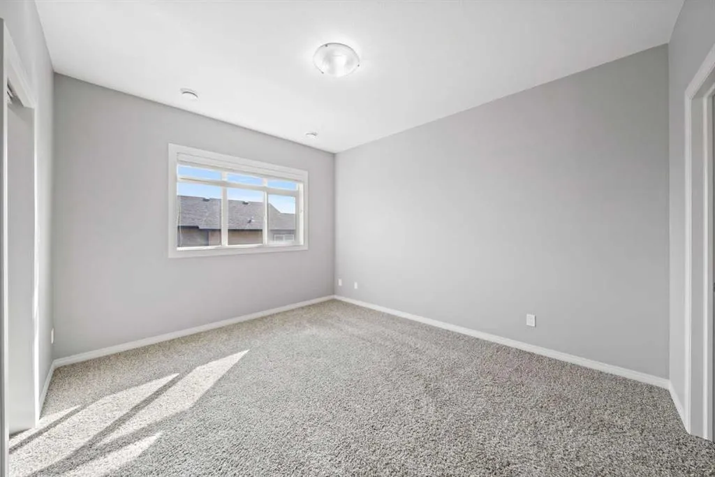 639 Oak Street, #105