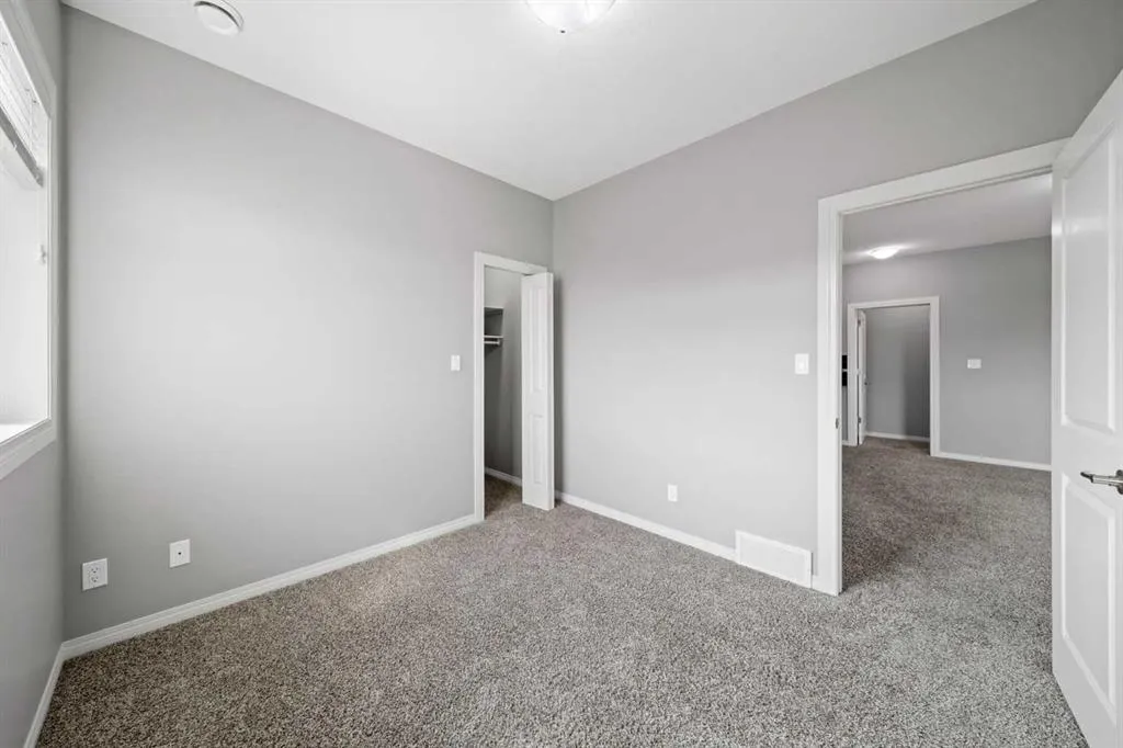 639 Oak Street, #105