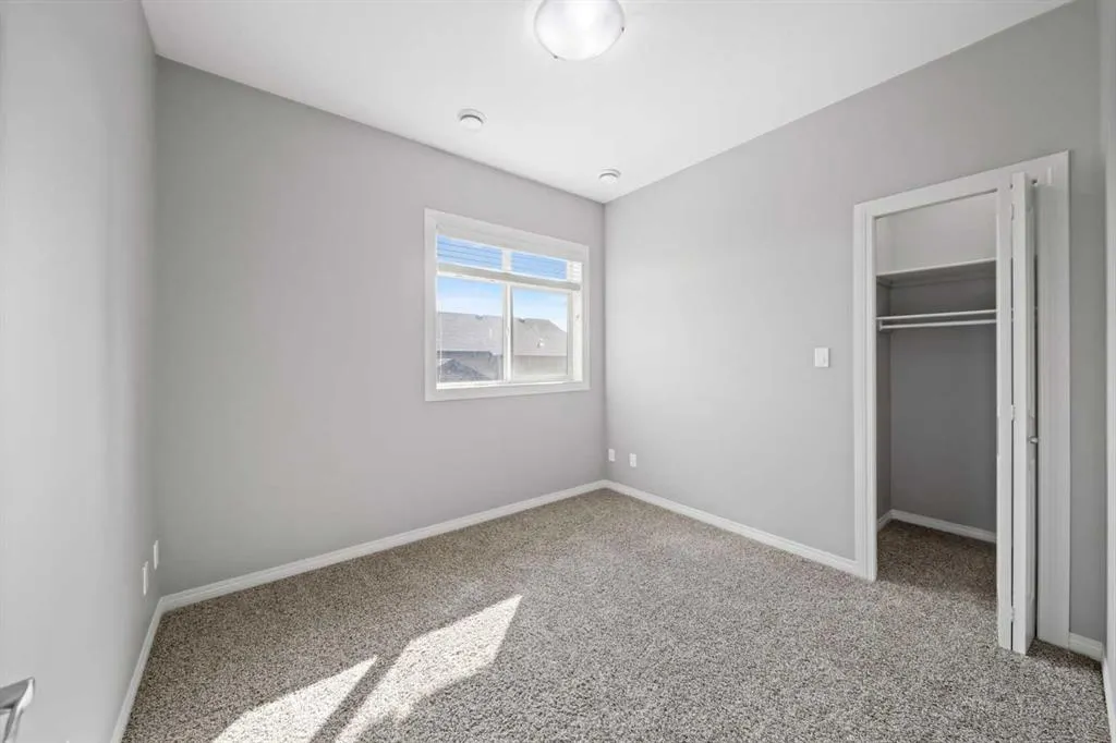 639 Oak Street, #105