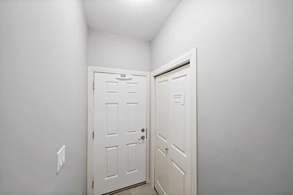639 Oak Street, #105