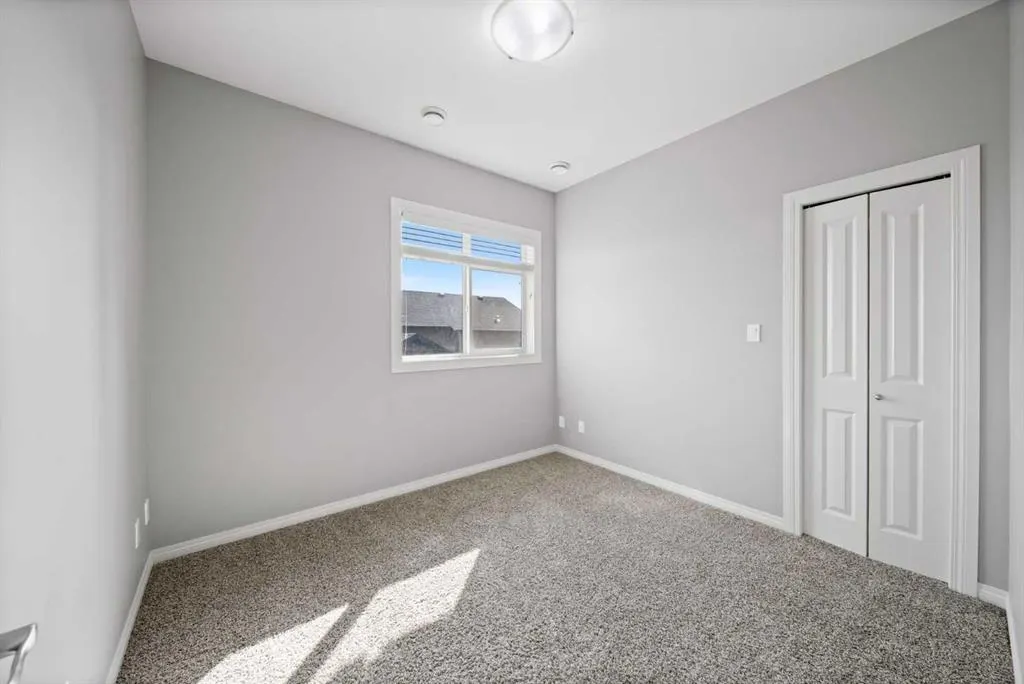 639 Oak Street, #105