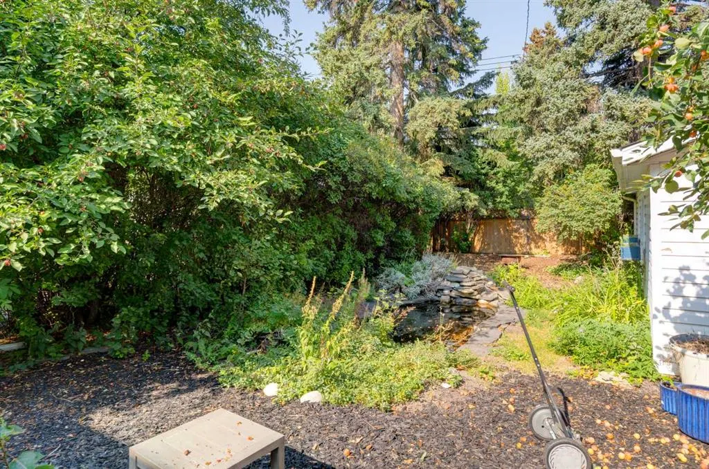 1332 Frontenac Avenue SW