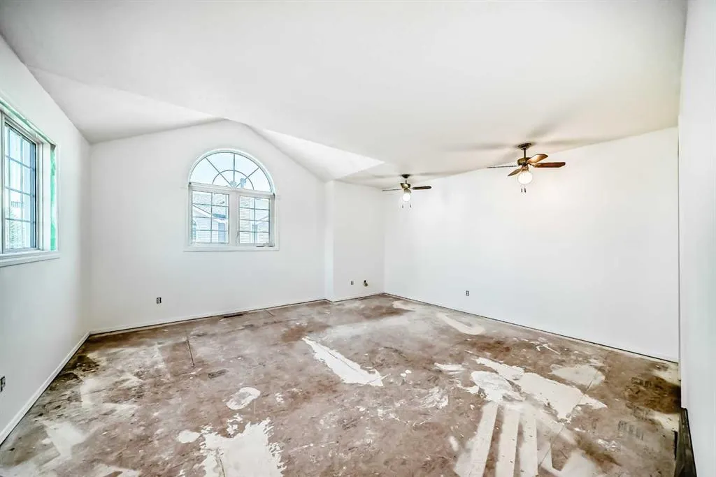 1607 11 Avenue SW, #101