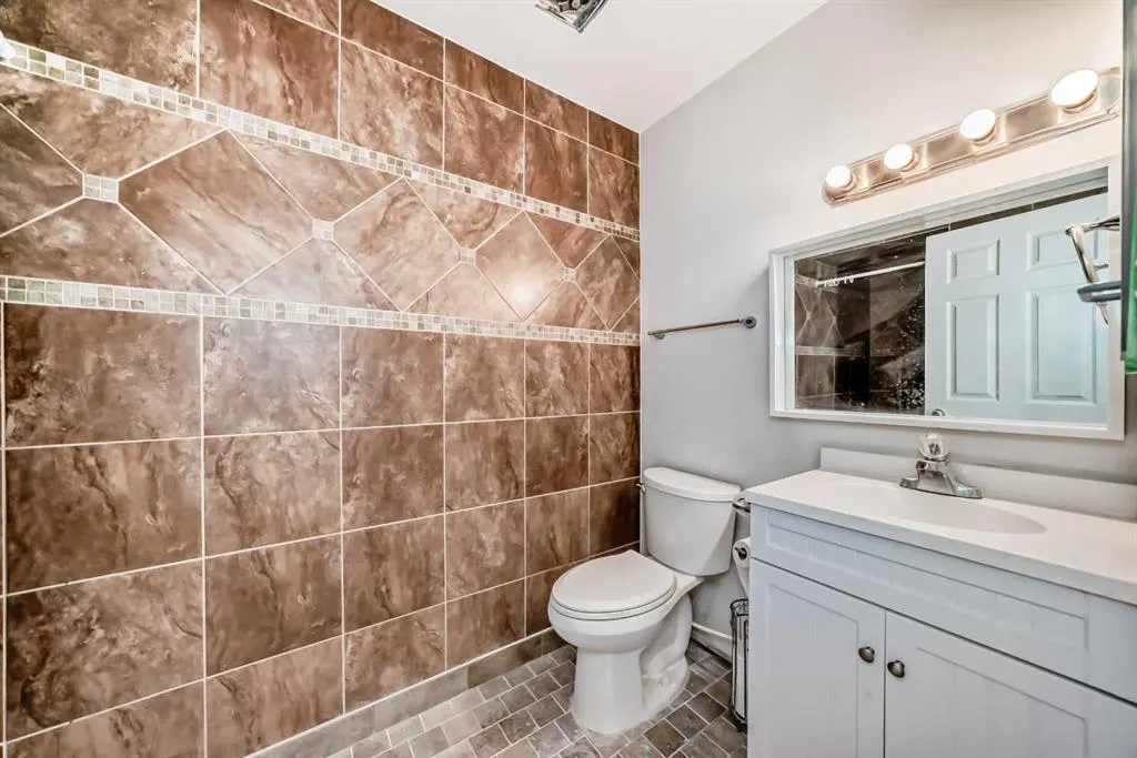 1607 11 Avenue SW, #101