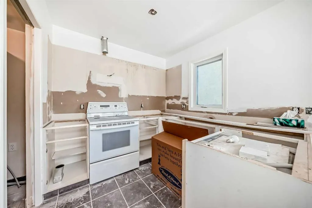 1607 11 Avenue SW, #101