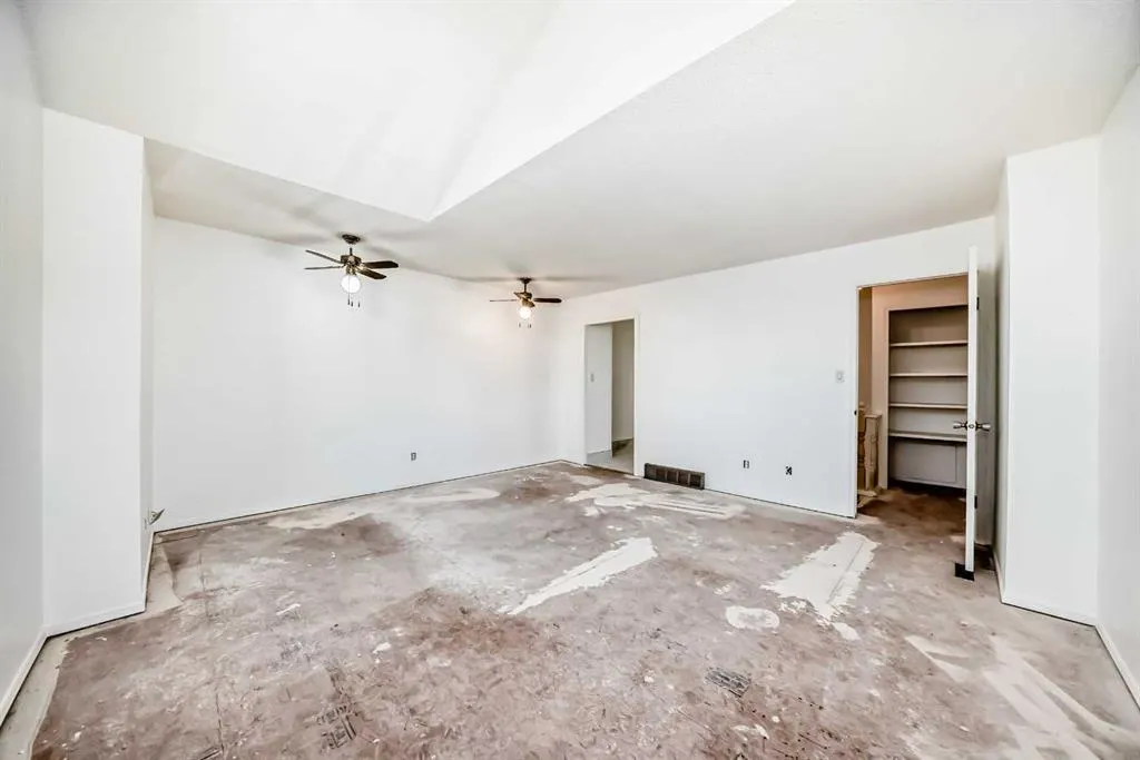 1607 11 Avenue SW, #101