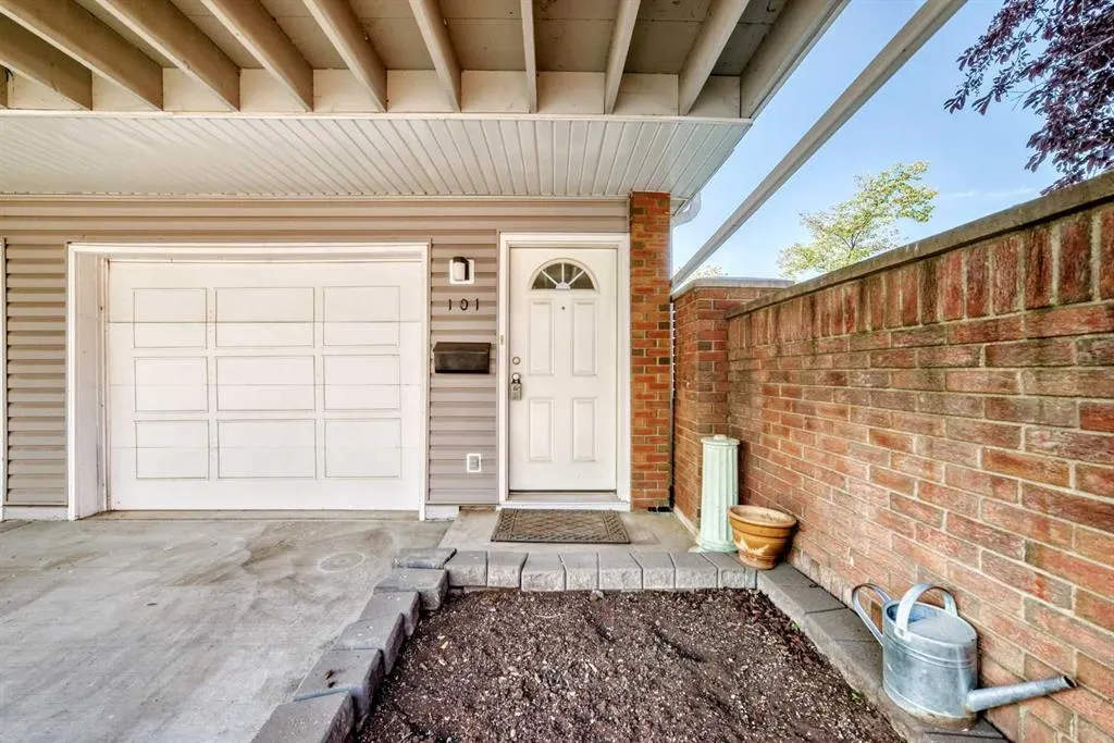 1607 11 Avenue SW, #101