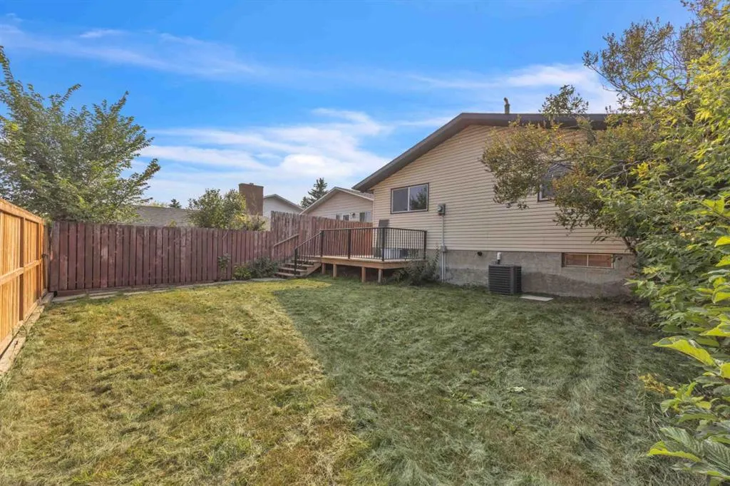 124 Templeridge Close NE