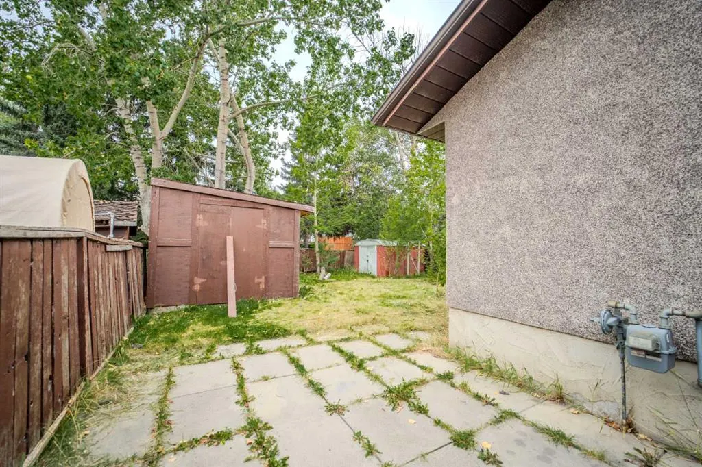 528 Whitehill Place NE