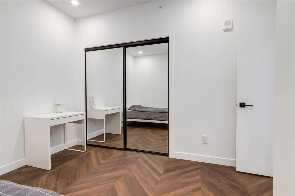 8505 Broadcast Avenue SW, #215