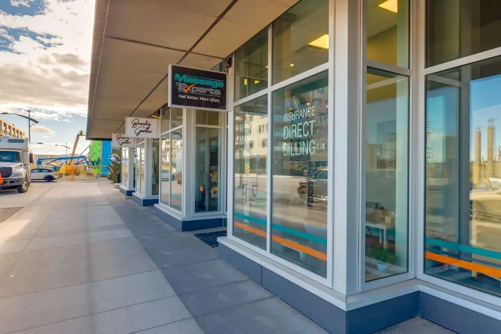 8505 Broadcast Avenue SW, #215