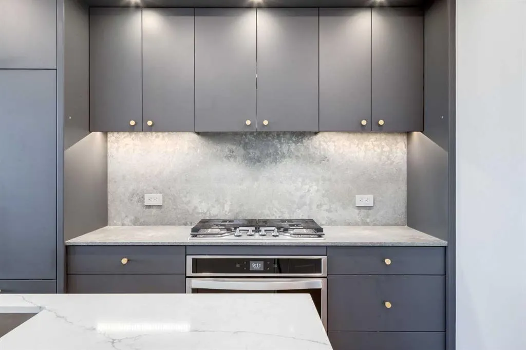 8505 Broadcast Avenue SW, #215