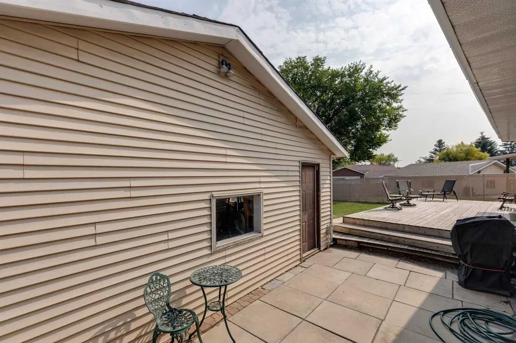 136 Rundleridge Way NE