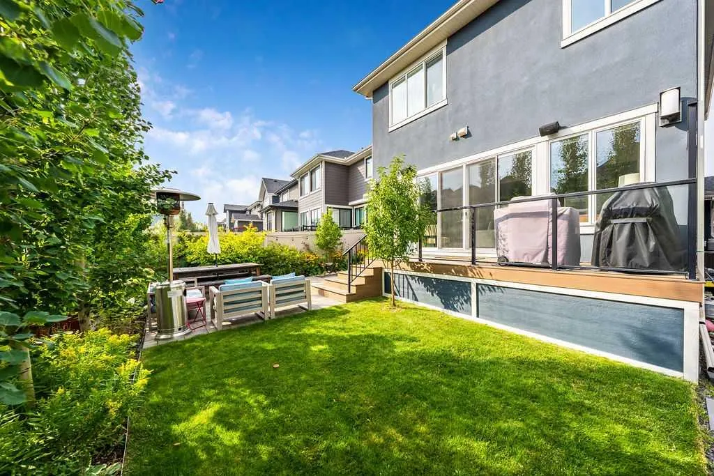 45 West Grove Way SW