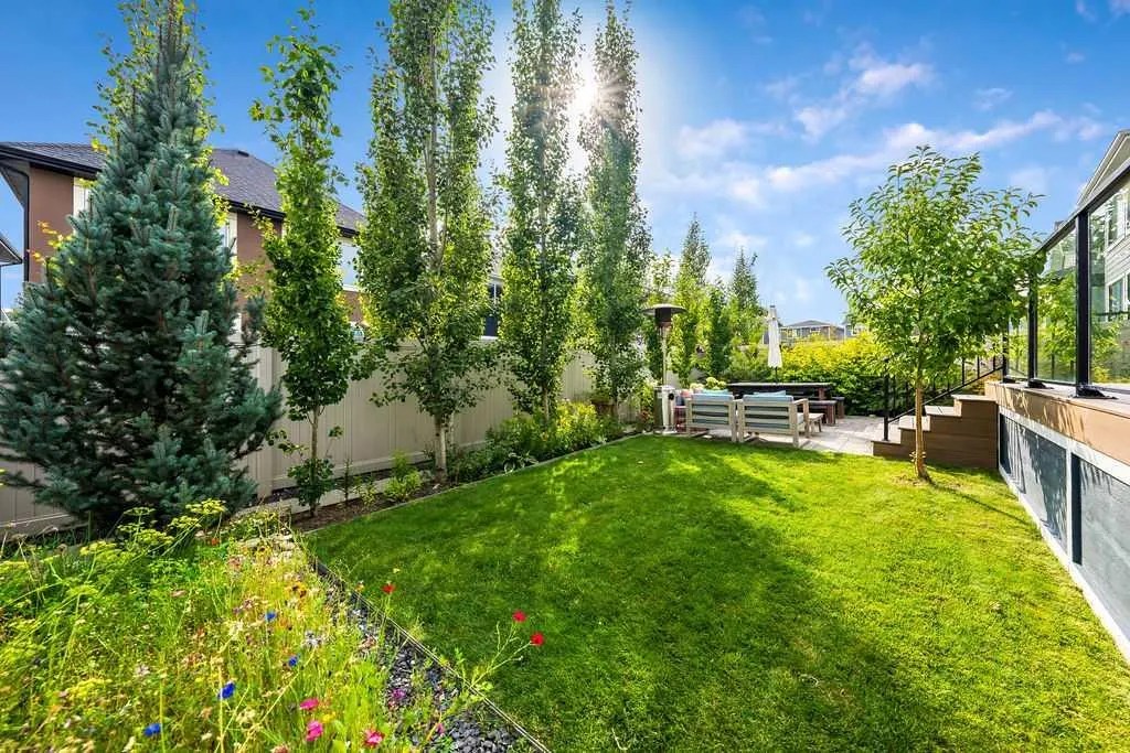 45 West Grove Way SW