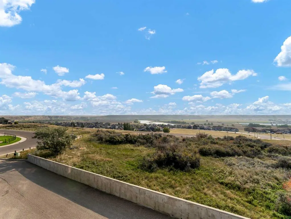 19 Terrace View NE, #221