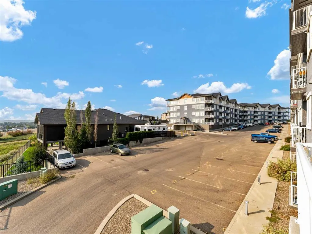 19 Terrace View NE, #221