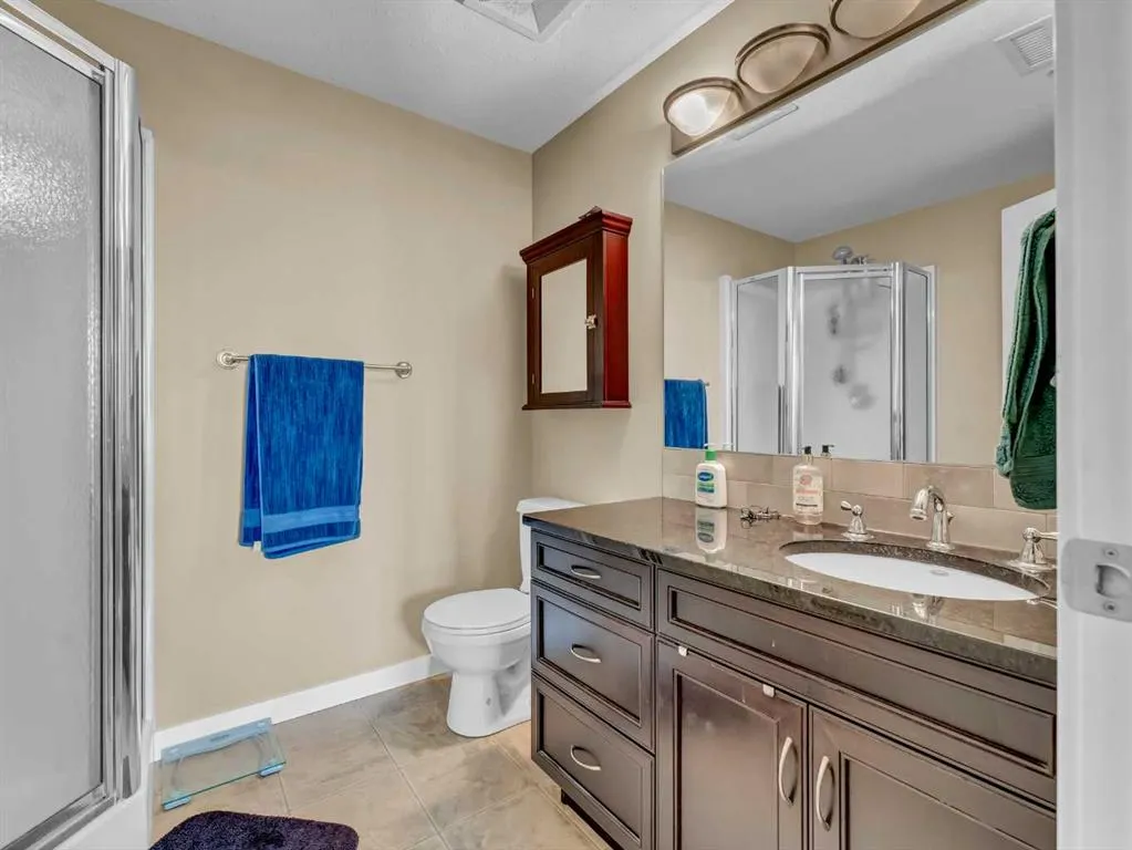 19 Terrace View NE, #221