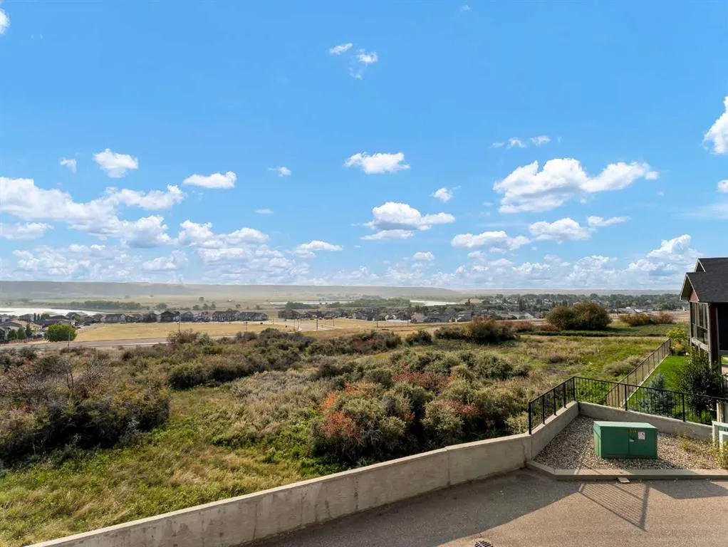 19 Terrace View NE, #221