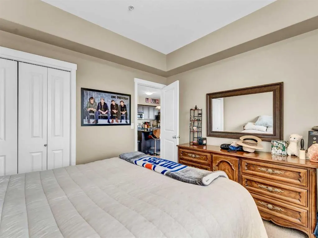 19 Terrace View NE, #221
