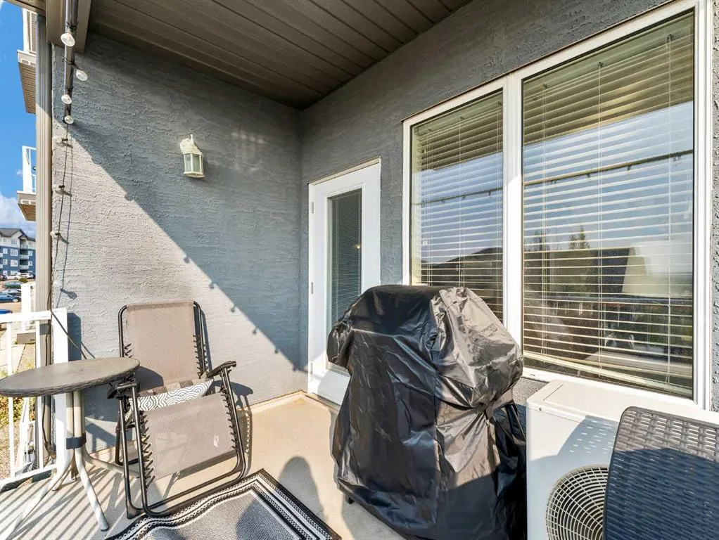 19 Terrace View NE, #221