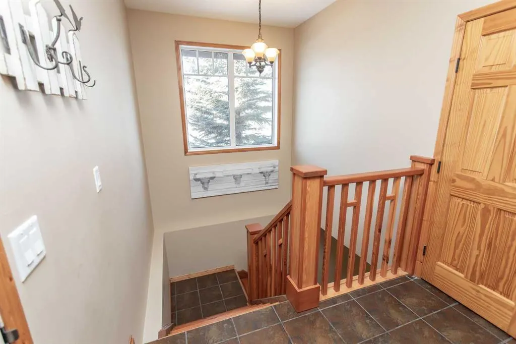 439 Summer Crescent