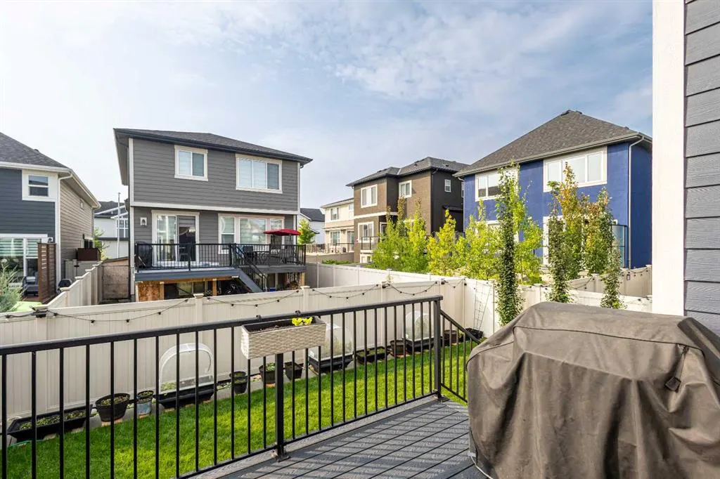 246 West Grove Point SW
