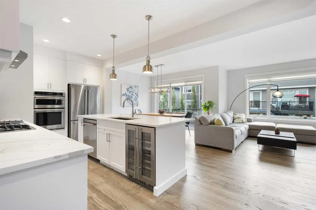 246 West Grove Point SW