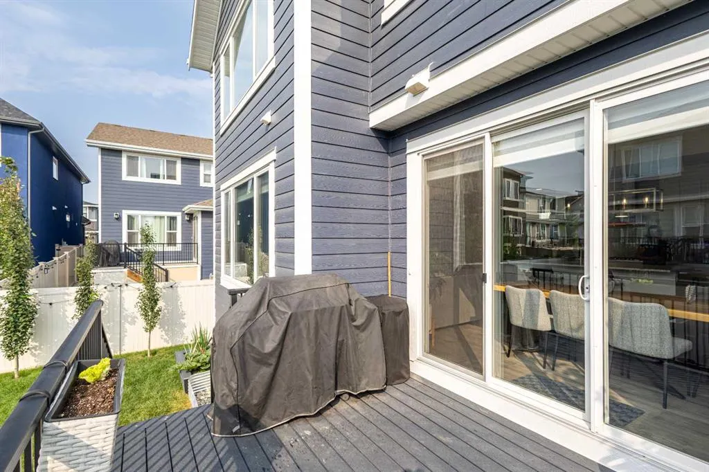 246 West Grove Point SW