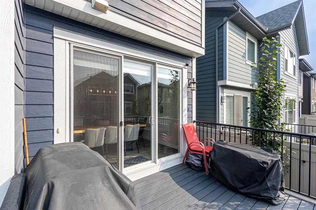 246 West Grove Point SW