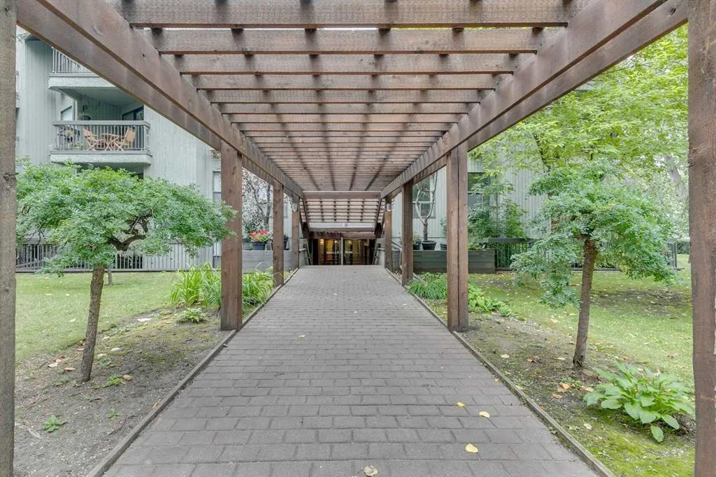 626 24 Avenue SW, #403