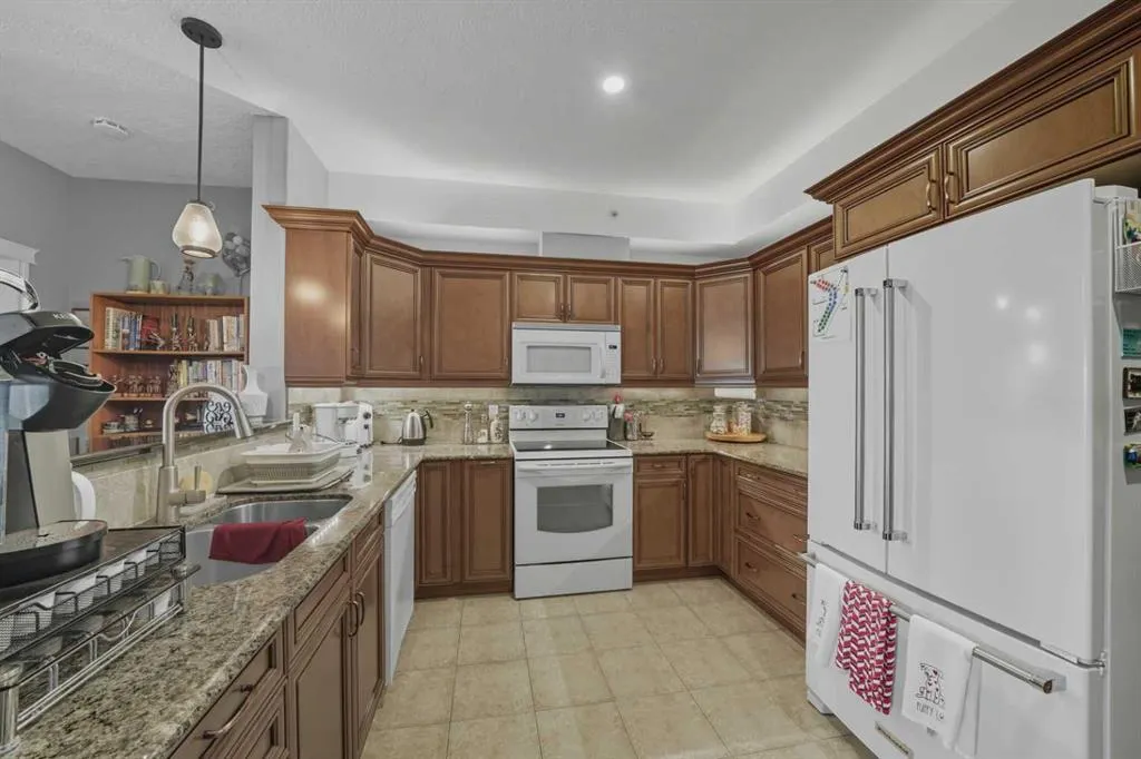 4805 45 Street, #413