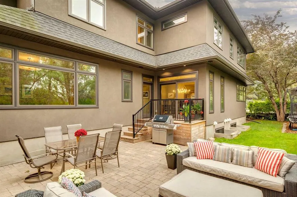 16 Varal Place NW
