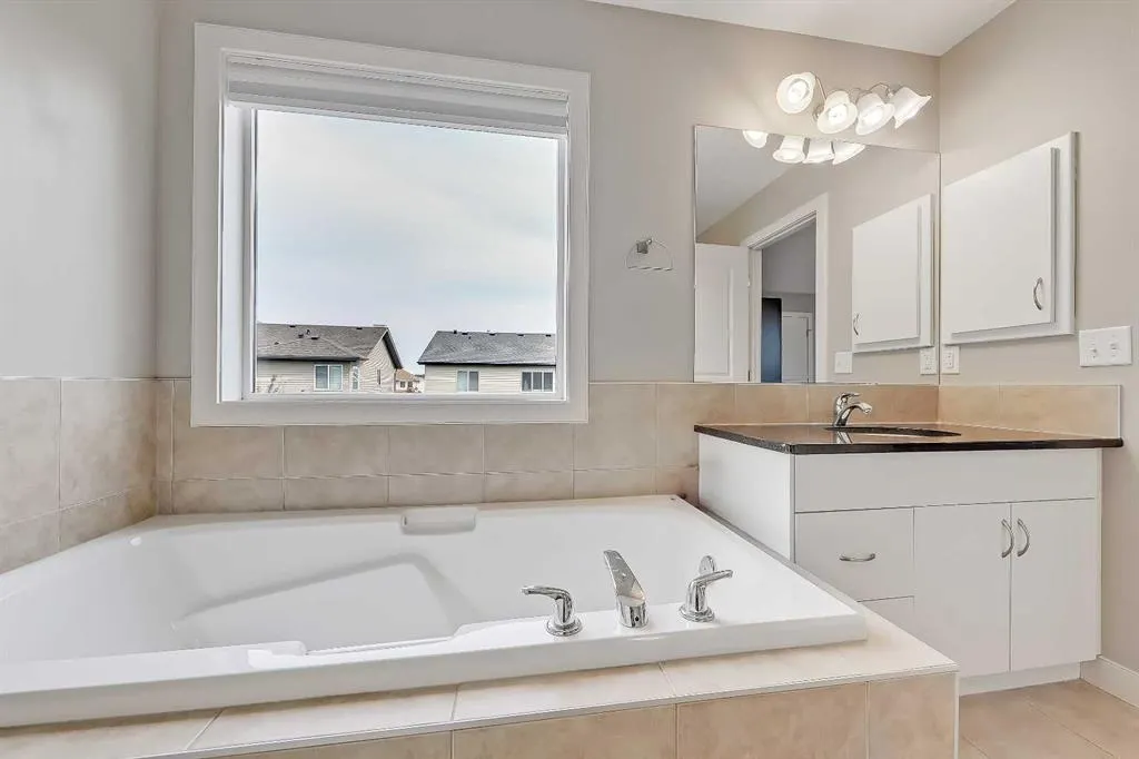 58 Everwoods Link SW