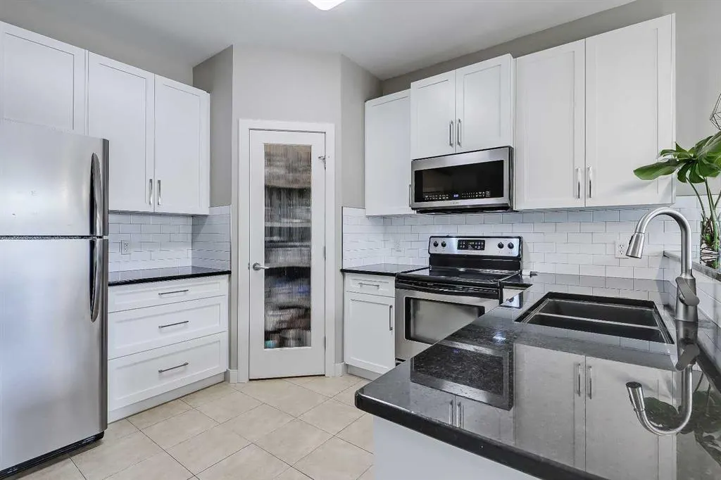 58 Everwoods Link SW