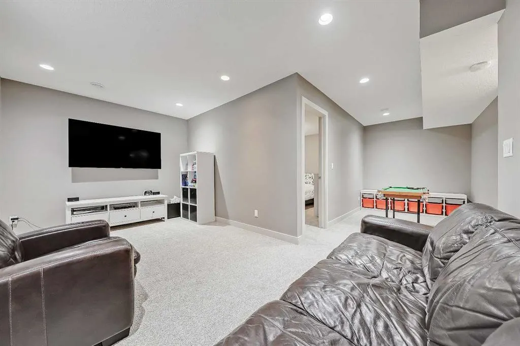 58 Everwoods Link SW