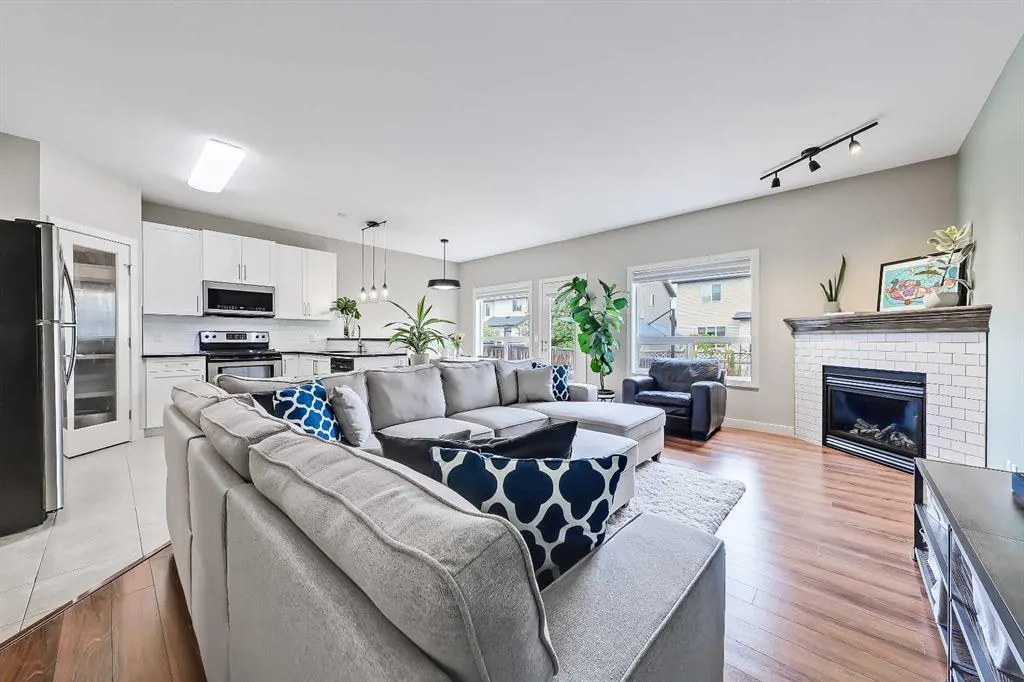 58 Everwoods Link SW