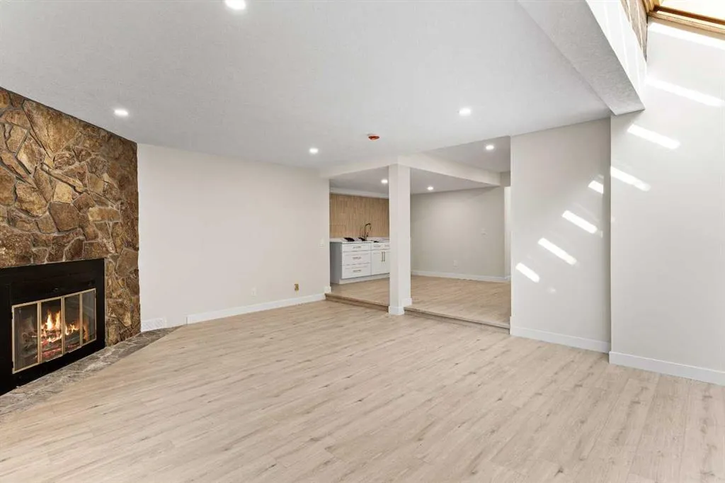 1220 Prominence Way SW, #20