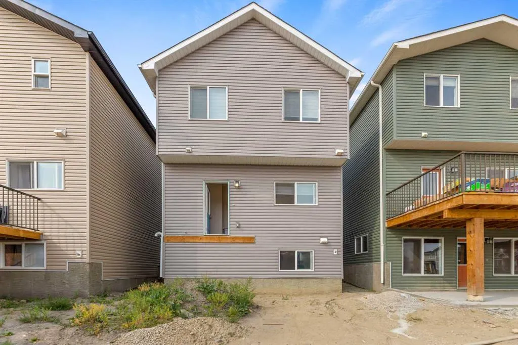 746 Bayview Hill SW