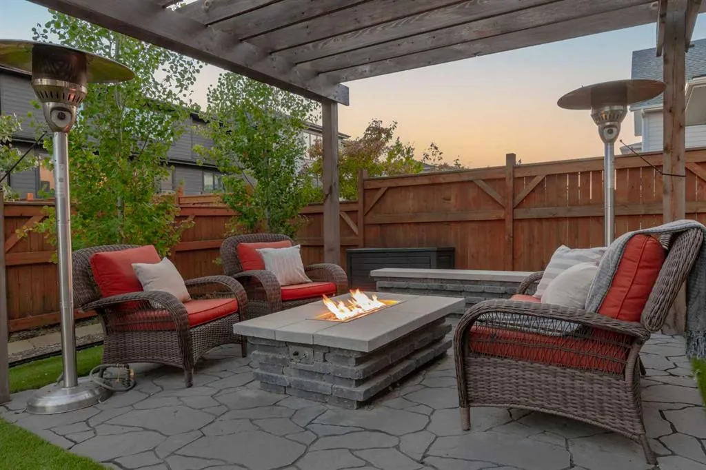 131 Aspen Summit Boulevard SW