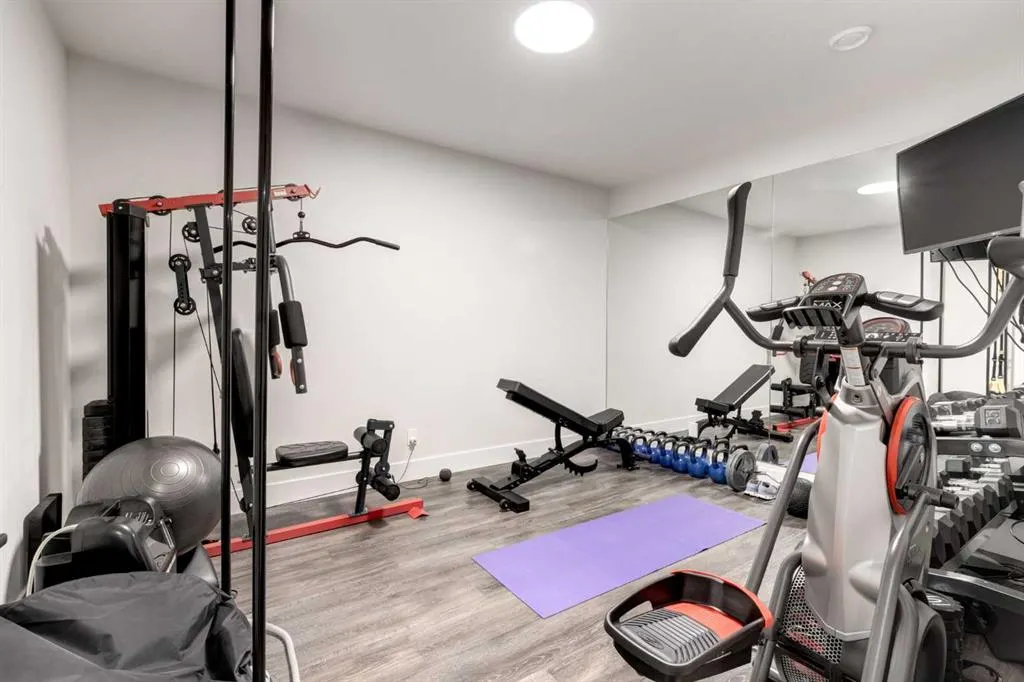 131 Aspen Summit Boulevard SW