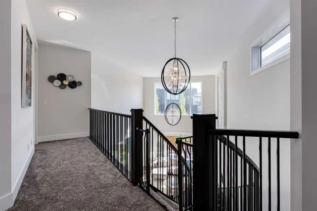 131 Aspen Summit Boulevard SW