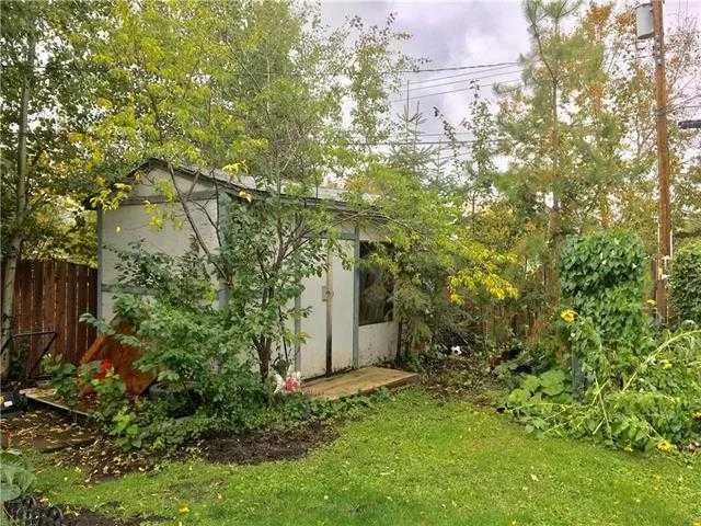 94 Avenue Avenue, #10202